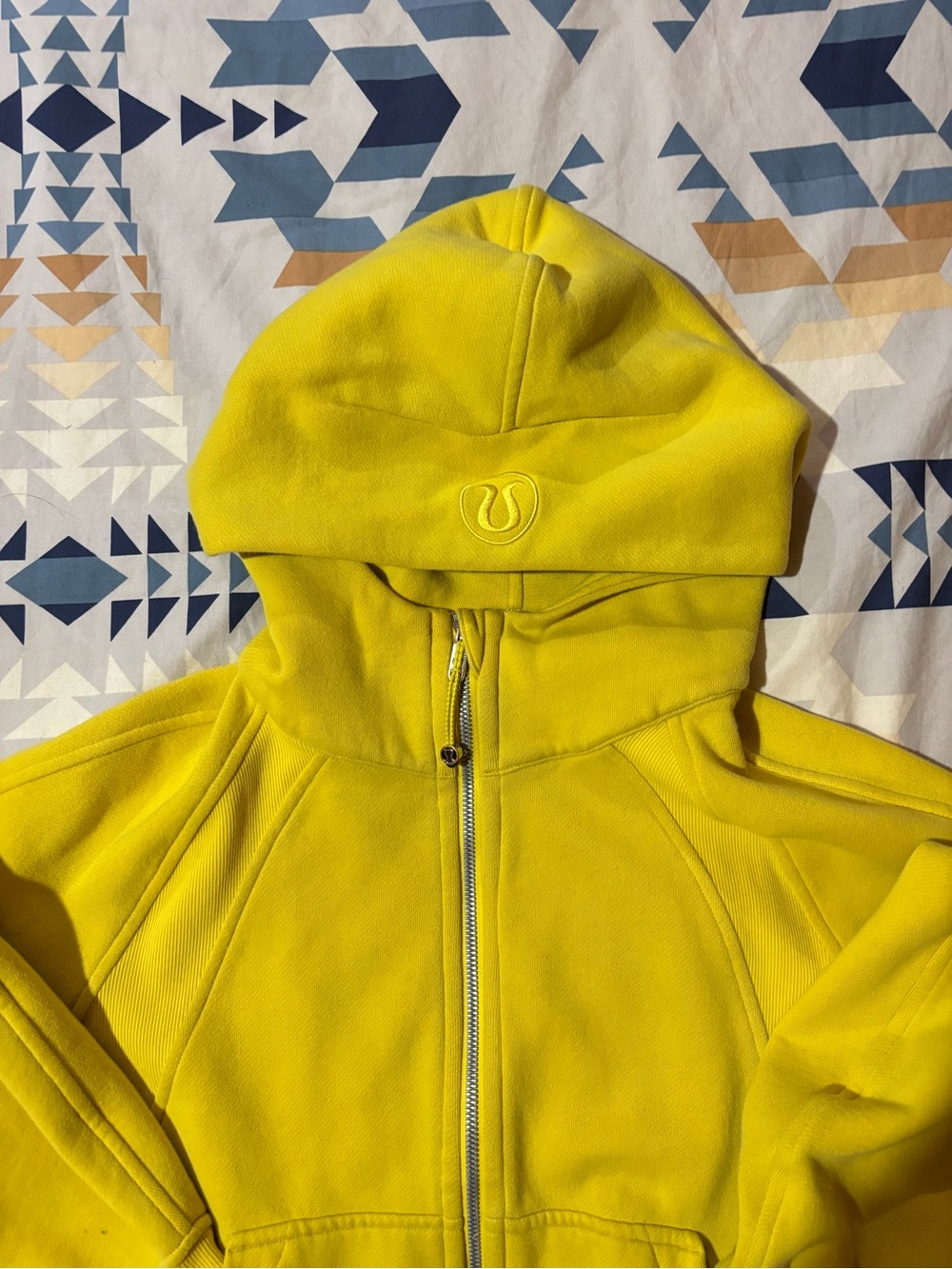 Lululemon Scuba Oversized Full Zip Hoodie – Bright Yellow / Electric Lemon - Picture 2 of 5